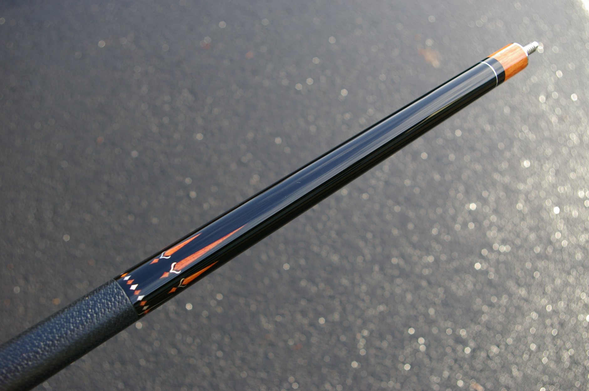 Design- und Inlay-Details eines Vollmer Cues