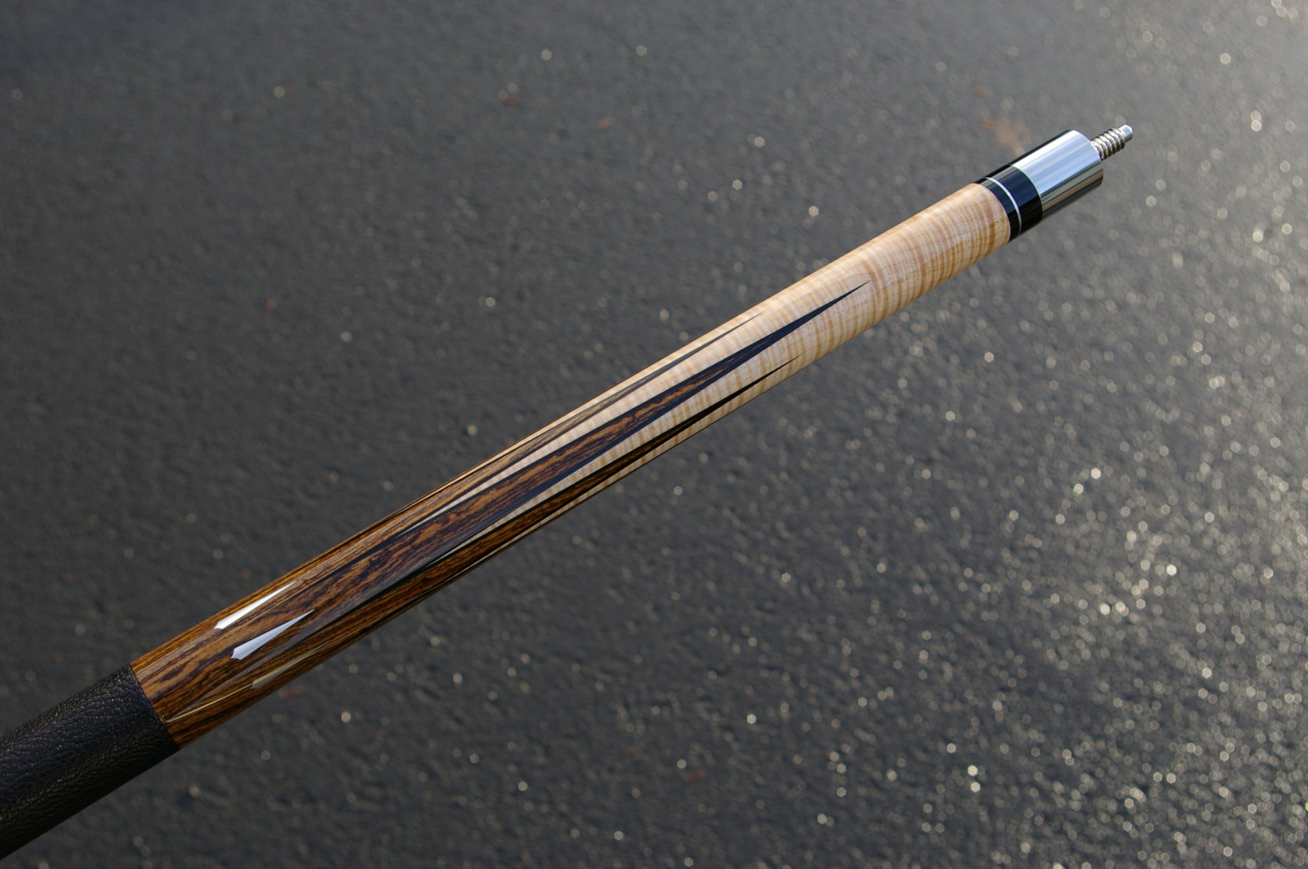 Edle Hölzer für Vollmer Cues